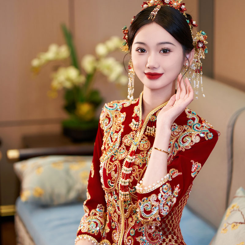 丝绒秀禾服2025新款新娘重工龙凤褂中式婚服高端显瘦秀和服小个子 - 图1