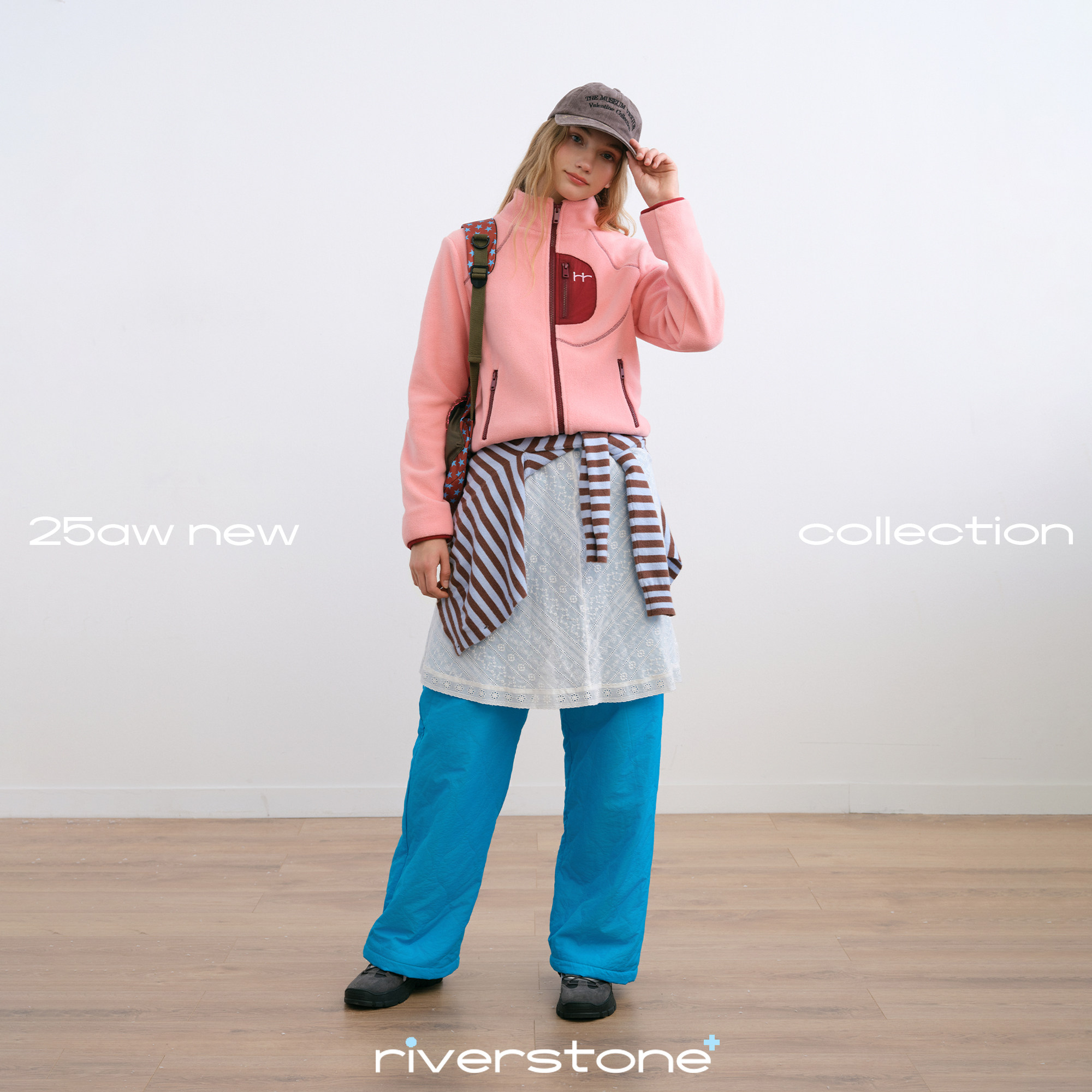 riverstone plus 摇粒绒短款修身外套女冬季立领保暖撞色口袋上衣,淘宝优惠券,粉丝福利购,淘宝优惠卷