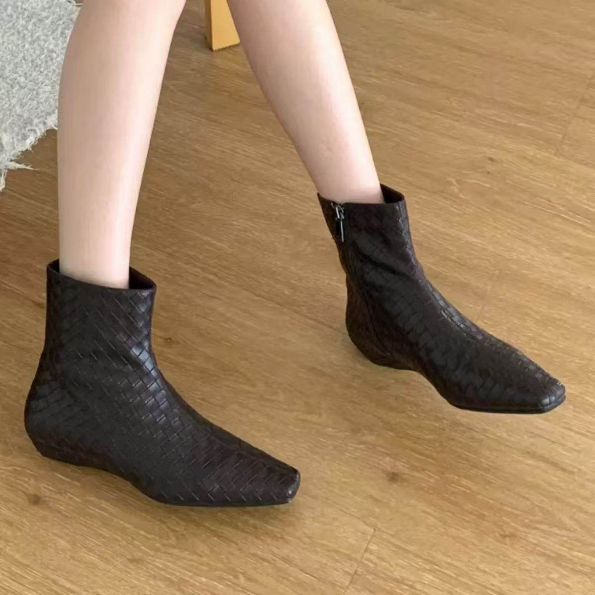 2025年秋冬季新款韩版方头编织宽松套筒坡跟短靴女低跟鞋时装靴,淘宝优惠券,粉丝福利购,淘宝优惠卷
