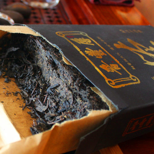 湖南特产安化黑茶陈茶饼晋丰厚2014年陈年金花手筑茯砖茶量大价优 - 图1