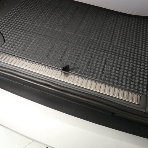 Car Rear Inside Bumper Plate Cover Trim for Land Rover Defen - 图2
