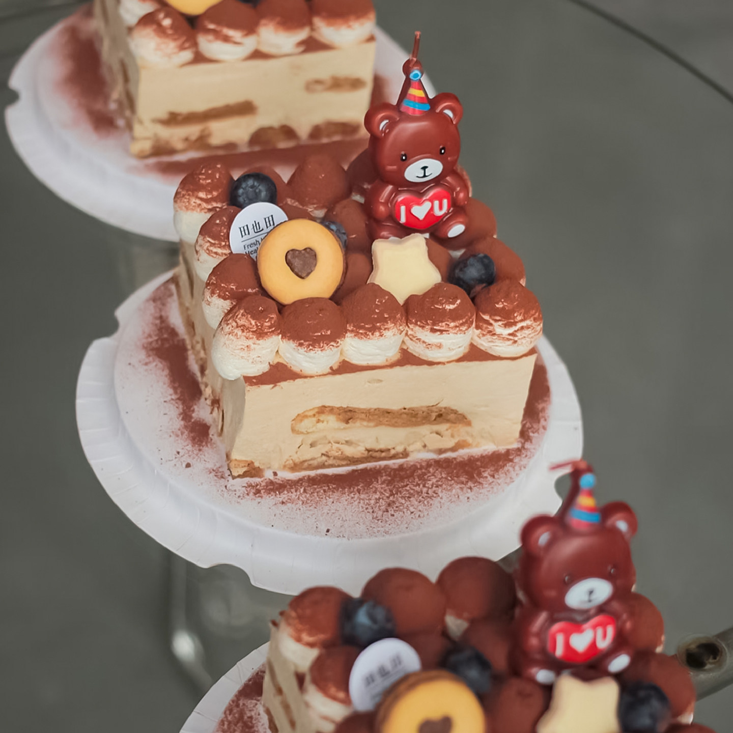 2.14情人节情侣告白提拉米苏蛋糕装饰抱抱熊爱心小熊蜡烛小花插件,淘宝优惠券,粉丝福利购,淘宝优惠卷