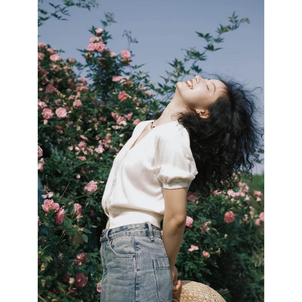 法国Rixo Rane宝藏推荐⭐复古甜美v领短袖针织衫收腰显瘦冰丝开衫,淘宝优惠券,粉丝福利购,淘宝优惠卷