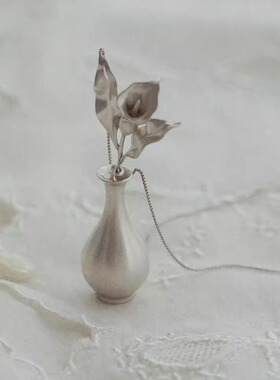 新款小众设计师款玉净花瓶项链磨砂厚重感独特精致轻奢百搭锁骨链