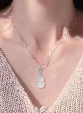 女小众设计不掉色钛钢气质女士绿色葫芦项链轻奢锁骨链精致首饰品