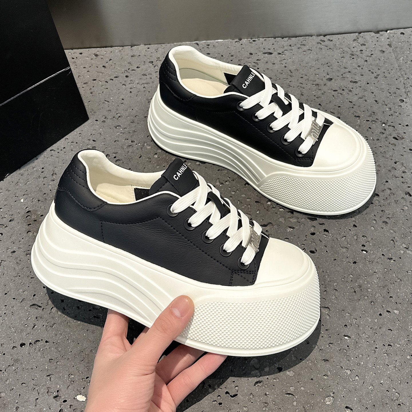 真皮小白鞋女款大头鞋2026春季新款厚底增高圆头系带运动休闲板鞋,淘宝优惠券,粉丝福利购,淘宝优惠卷