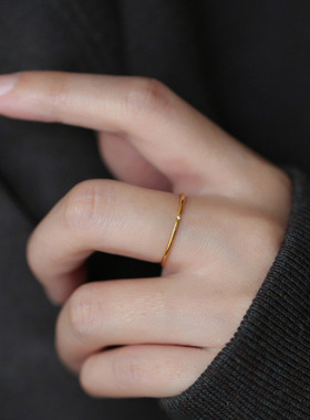 时尚极细碎钻戒指女不掉色锆石简约小众轻奢潮ins高级感可爱尾戒