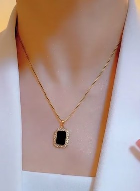 高级感双面黑色项链轻奢气质配饰小众女设计感锁骨链2023年新款