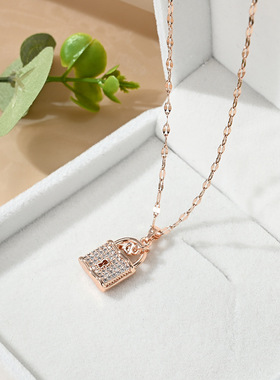 钛钢锁头项链女铜吊坠钥匙装饰轻奢小众ins风潮锁骨链配饰品太钢