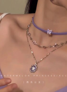 多层叠戴蝴蝶皮革项链女甜酷风