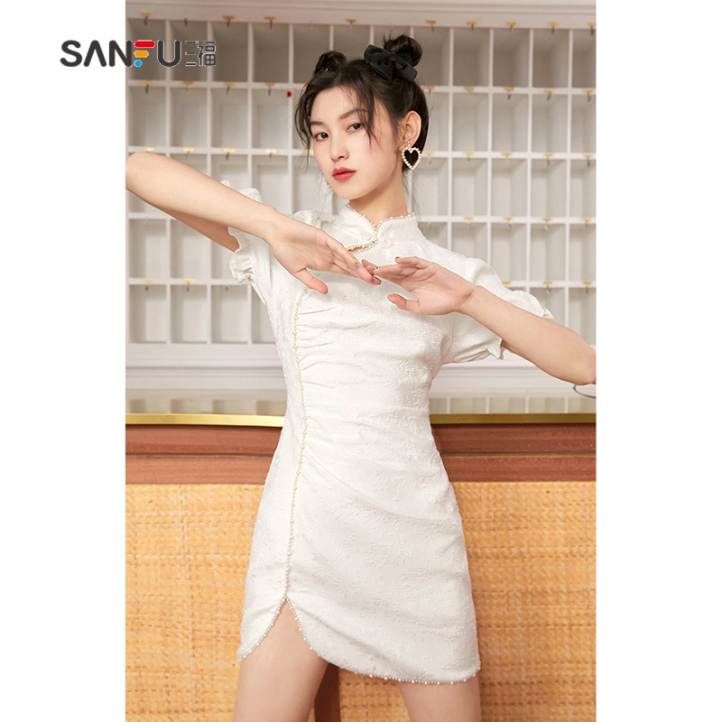 三福2022夏季年轻少女装新款连衣裙 三福服饰连衣裙