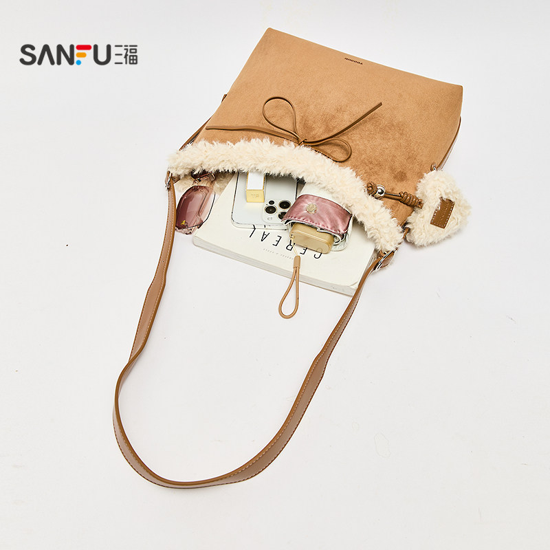 三福挎包冬季韩系绒绒学院风蝴蝶结纯色单肩托特包女包512751,淘宝优惠券,粉丝福利购,淘宝优惠卷