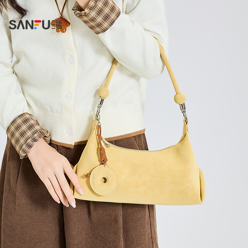 三福挎包秋季可露丽甜心豆豆腋下包串珠设计挂件女包506802,淘宝优惠券,粉丝福利购,淘宝优惠卷