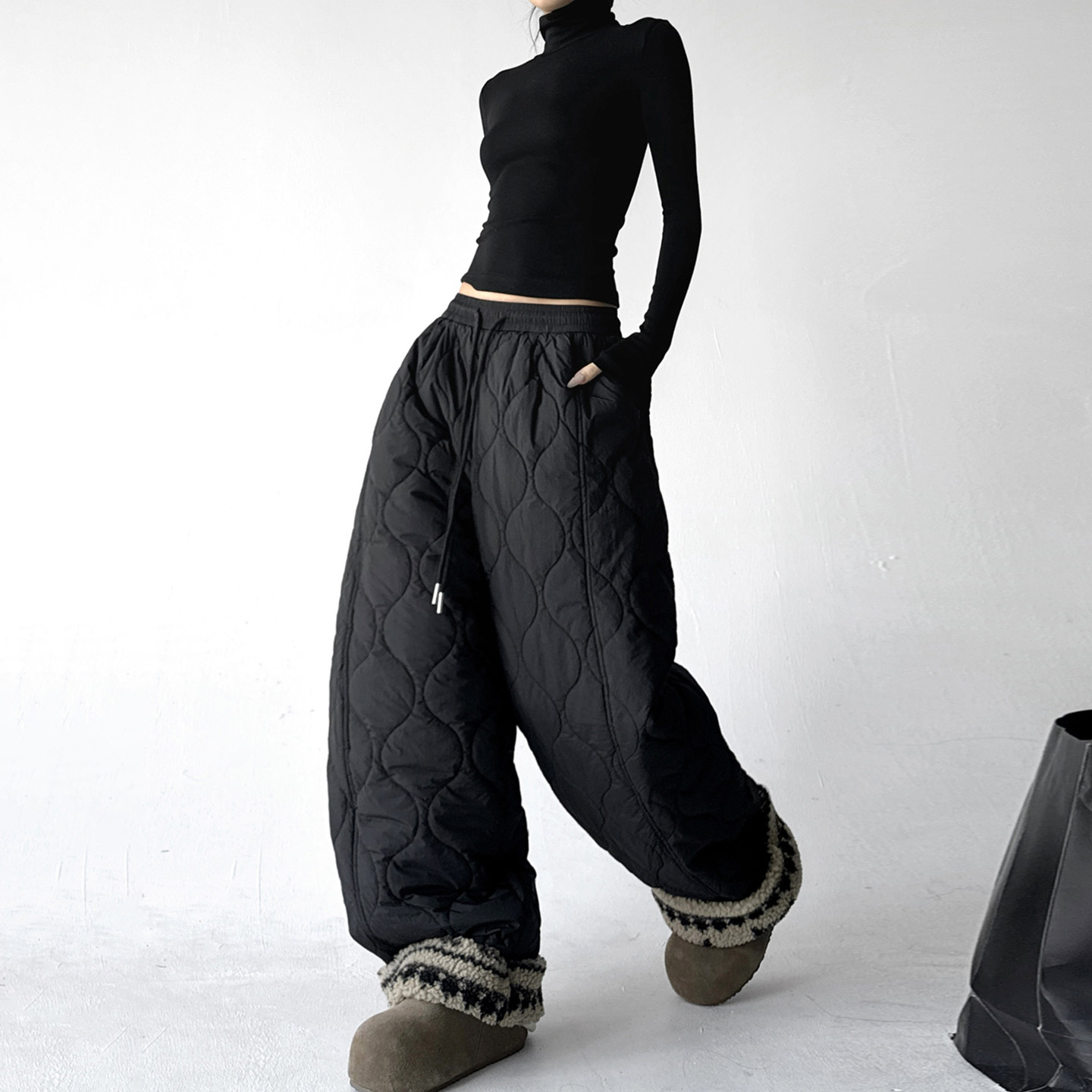 超火2025冬季新款棉裤女潮牌户外防风加厚保暖滑雪裤直筒休闲裤子,淘宝优惠券,粉丝福利购,淘宝优惠卷