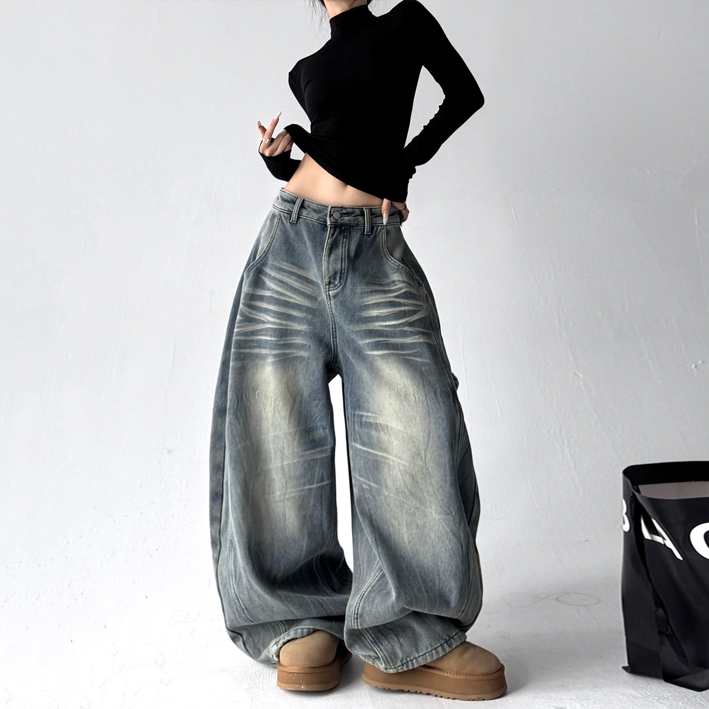 水洗做旧猫须弯刀牛仔裤高街口袋刺绣裤子潮牌宽松阔腿拖地裤,淘宝优惠券,粉丝福利购,淘宝优惠卷