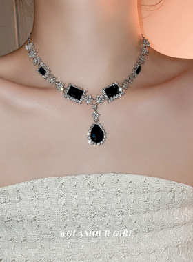 欧美几何镶钻项链耳环套装个性锁骨链小众复古水滴轻奢设计感项饰