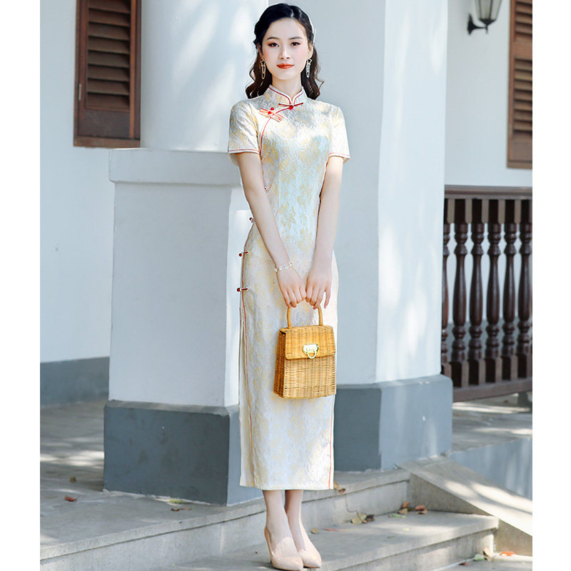  潮菊旗袍