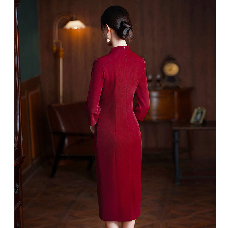 高端大气喜婆婆礼服婚宴装优雅红色大码胖mm改良旗袍2024年新款