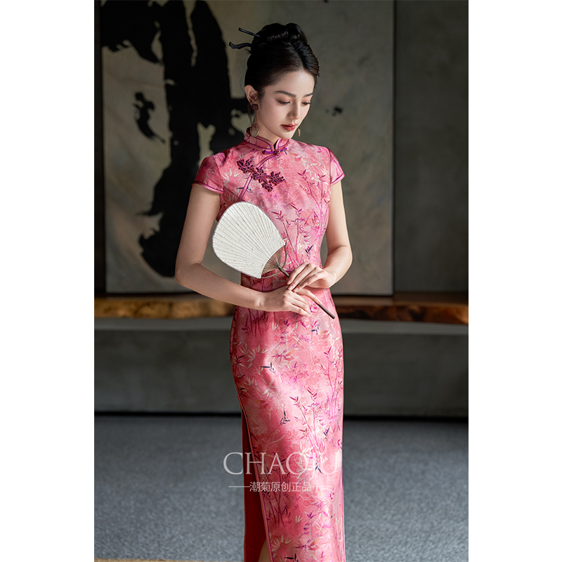 粉色旗袍长款高端走秀主持礼服真丝羊毛桑蚕丝新中式2024新款