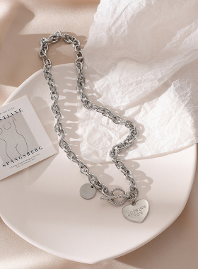 钛钢女不掉色爱心项链