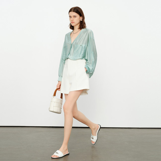 Wandian 2026 summer ຜະລິດຕະພັນໃຫມ່ Mambo ສີຂຽວ pullover ເສື້ອຍືດແຂນຍາວບາງໆແບບສະບາຍໆ 1252H21RS4