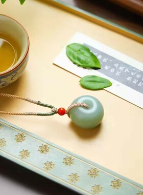 和田色玉平安扣吊坠男女款玉佩玉石项链高级感招财挂件饰品礼物