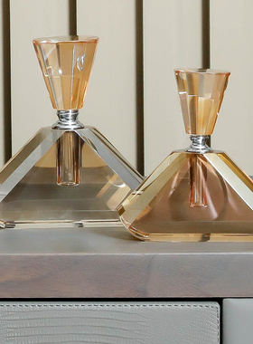 轻奢梳妆台样板房水晶香水瓶摆件