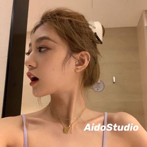 lisa同款方块26英文字母叠戴项链女轻奢小众设计感ins锁骨链简约 - 图1