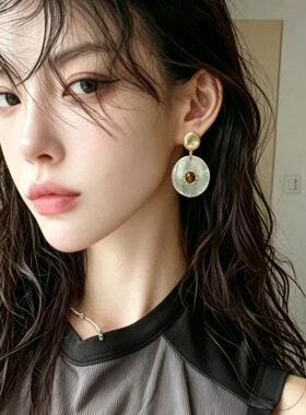 复古美拉德色虎眼石气质灰贝母耳坠氛围感哑金中古风秋冬新款耳饰