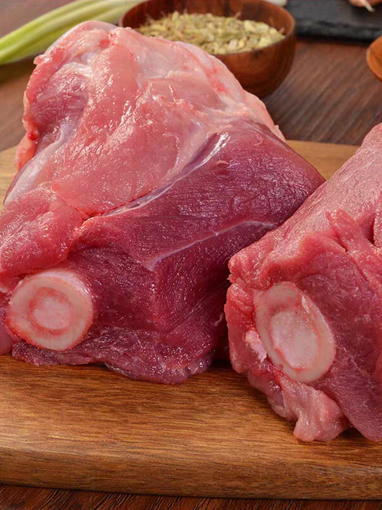 新鲜冷冻猪棒骨 多肉猪筒骨 腿骨4斤大骨头顺丰包邮商用食材食用