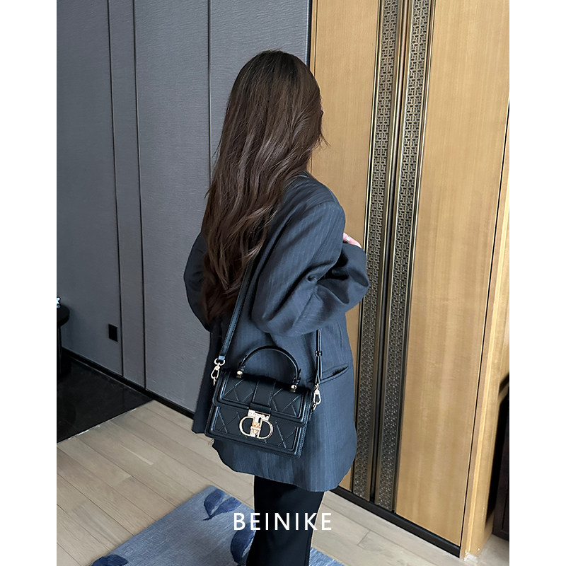  贝妮珂女士包袋