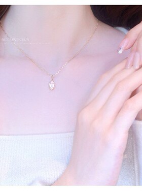 新款 锆石爱心项链女生轻奢小众高级设计感甜美心形锁骨链淑女