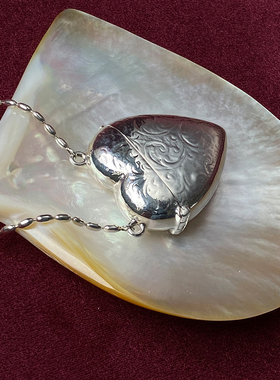 孤品韩国手工品牌Hier复古爱心浮雕925银精致相盒可打开斜跨项链