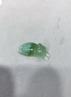 新天然岫玉趴趴猫吊坠diy手链小猫高冰透绿中式项链玉石猫咪手牌