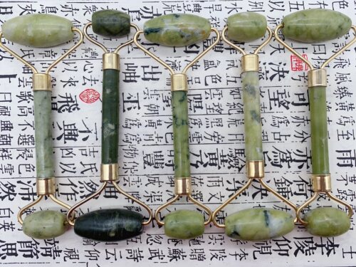 天然岫玉推脸器刮痧板天然玉石推脸器玉石按摩器随机 - 图3