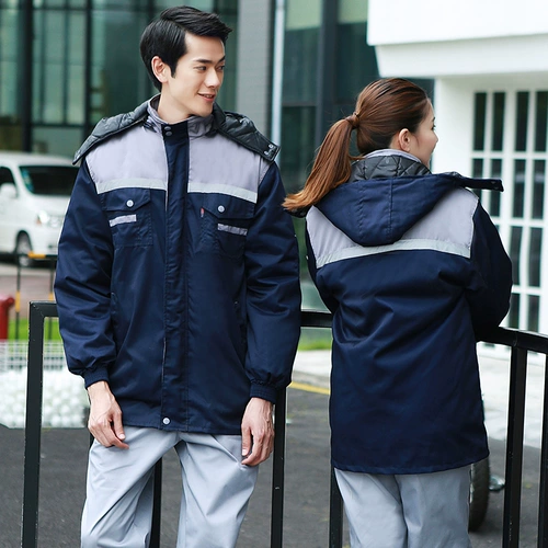 Демисезонный пуховик для работы