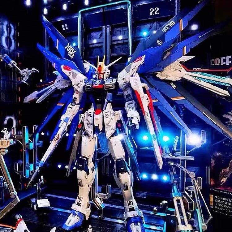 摩动核高达吕布白虎敖丙曹仁干将盲盒白雪姬拼装机甲拼装模型手办