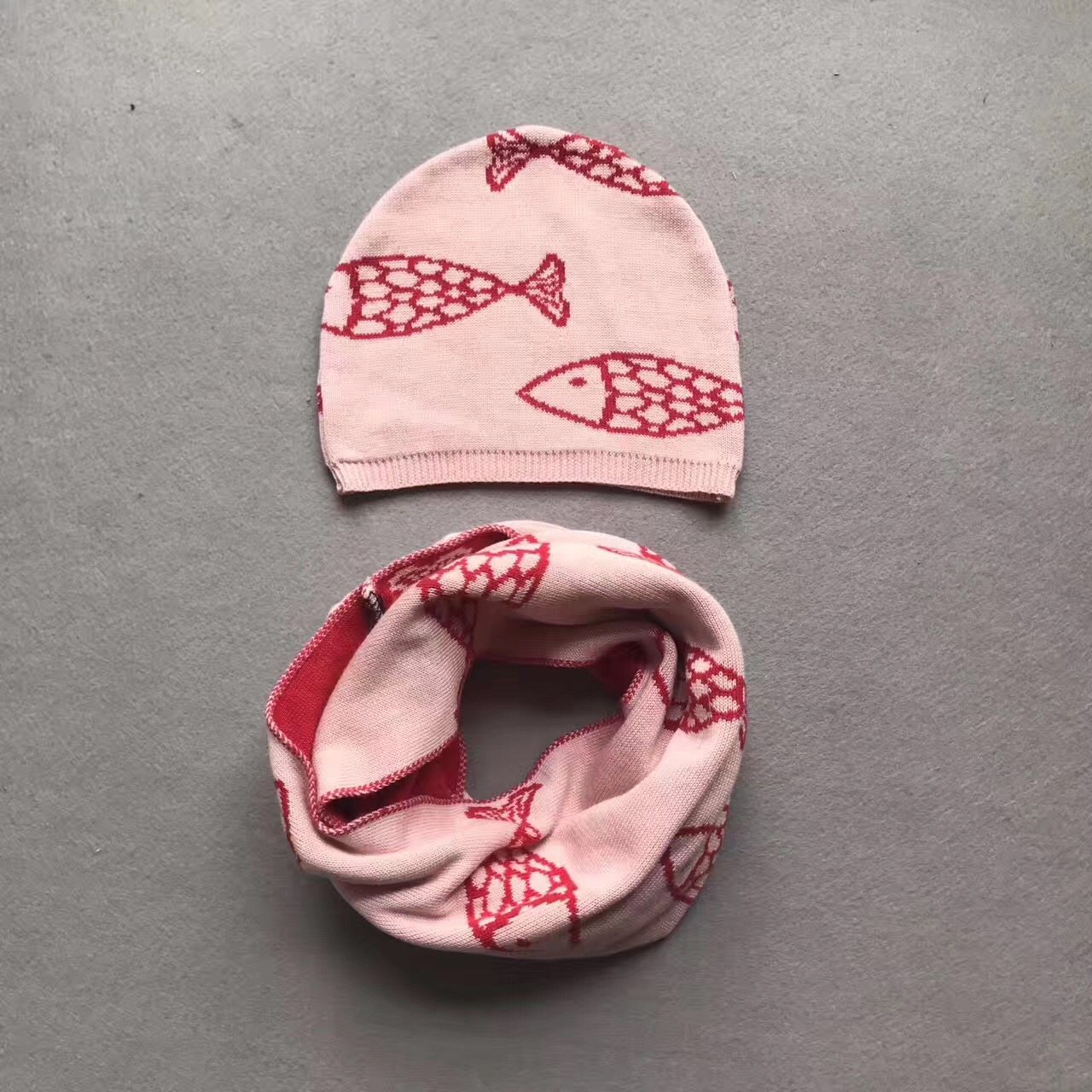 男童女童鱼儿帽子围巾套装小鱼针织帽2-7岁粉色藏青色亏本清仓,淘宝优惠券,粉丝福利购,淘宝优惠卷