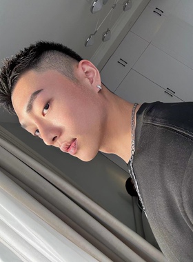 S925银闪钻耳环男内马尔同款耳饰