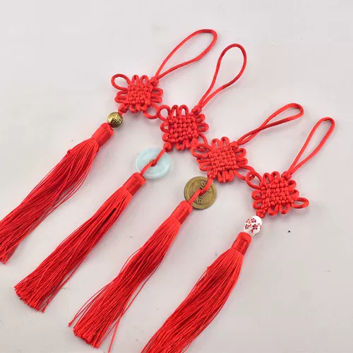 Праздничнная красная подвеска, защитный амулет ручной работы, подарок на день рождения