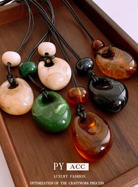 中古风蜡绳水滴亚克力吊坠项链简约时尚复古毛衣链气质小众项饰女