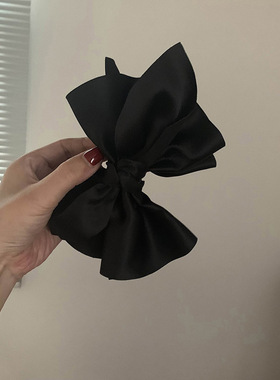 法式赫本风缎面蝴蝶结抓夹发夹复古气质后脑勺鲨鱼夹新款发饰