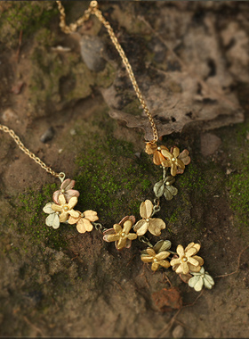 小众设计感幸运草花叶长坠项链