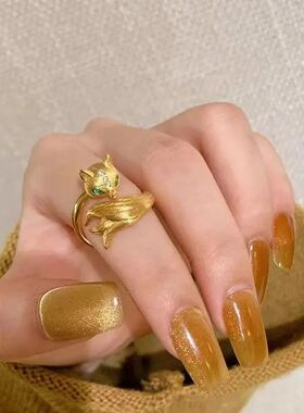 九尾灵狐金色小狐狸戒指轻奢