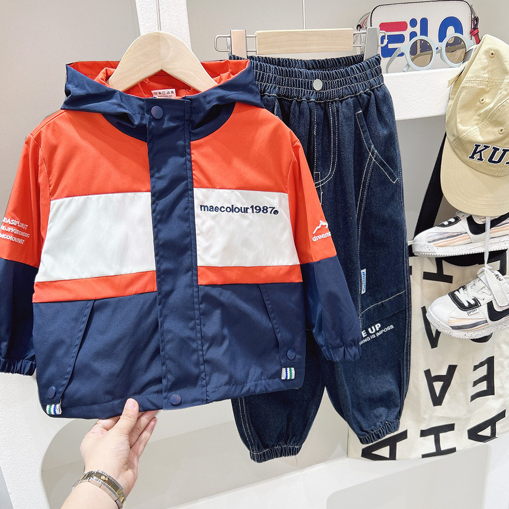 男儿童外套2024春秋中大童洋气工装连帽冲锋衣儿童装拼色上衣夹克,淘宝优惠券,粉丝福利购,淘宝优惠卷