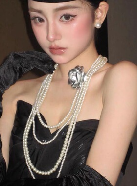 法式轻奢珍珠皮质银色花朵项链女