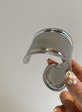 复古女金属亮面手镯手环