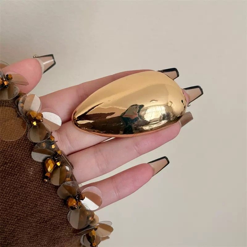 金属极简镜面光面弧形胸针女收腰点缀时尚西装外套毛衣别针配饰,淘宝优惠券,粉丝福利购,淘宝优惠卷