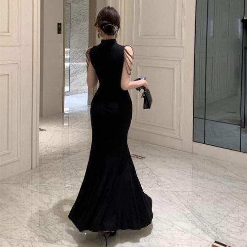 高级新中式连衣裙女高端轻奢小众性感流苏镂空开叉鱼尾晚礼服长裙 - 图2