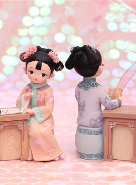 宫廷风少女格格装饰摆件